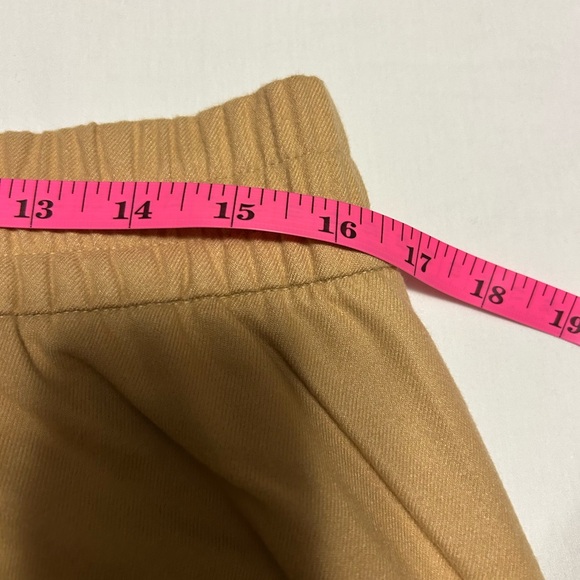 NWT GAP khaki wide leg pleated pants with elastic waist and pockets size Large - Picture 8 of 10